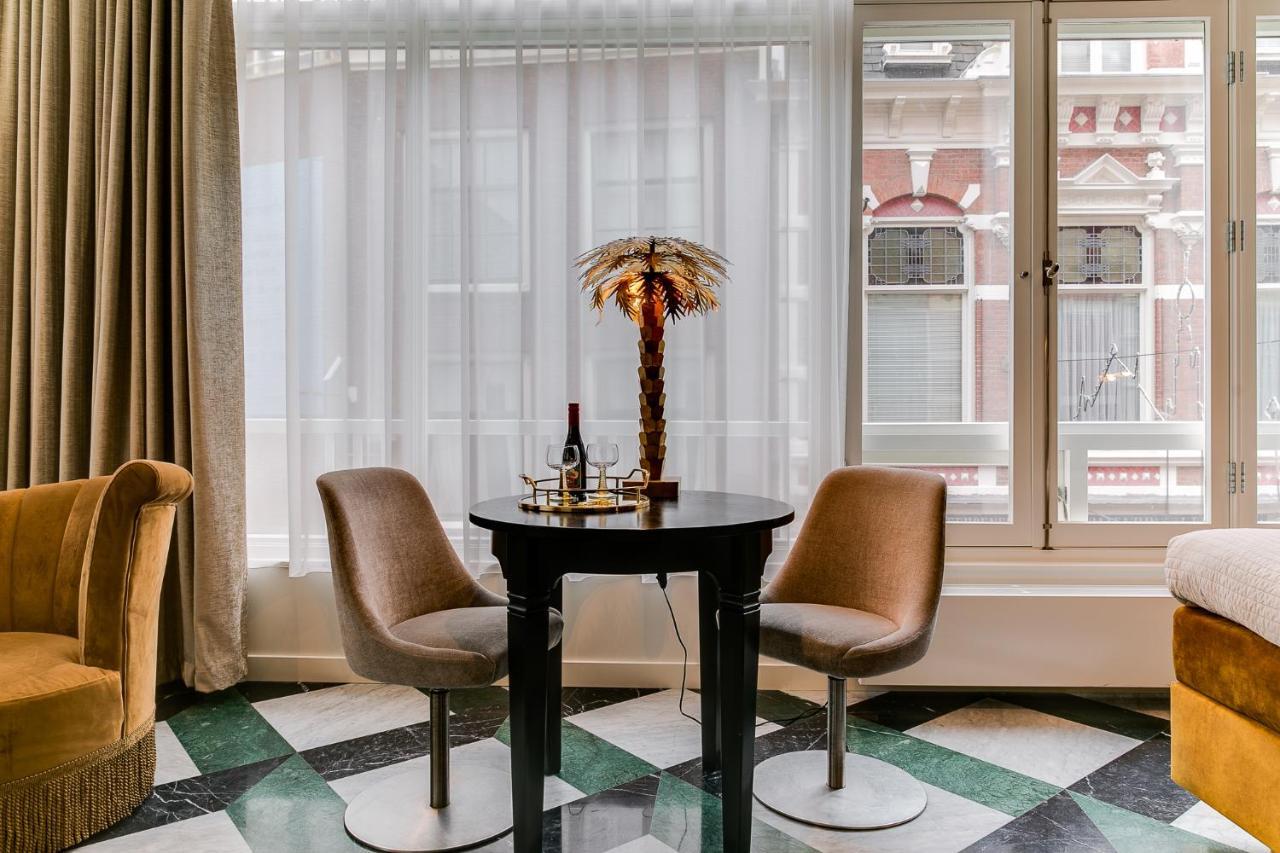 Brasss Hotel Suites Haarlem Esterno foto A suite at the hotel